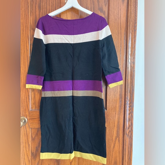 Dress - Picture 2 of 5